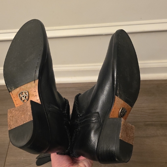 Ariat Black Leather Heeled Boots - Picture 6 of 9